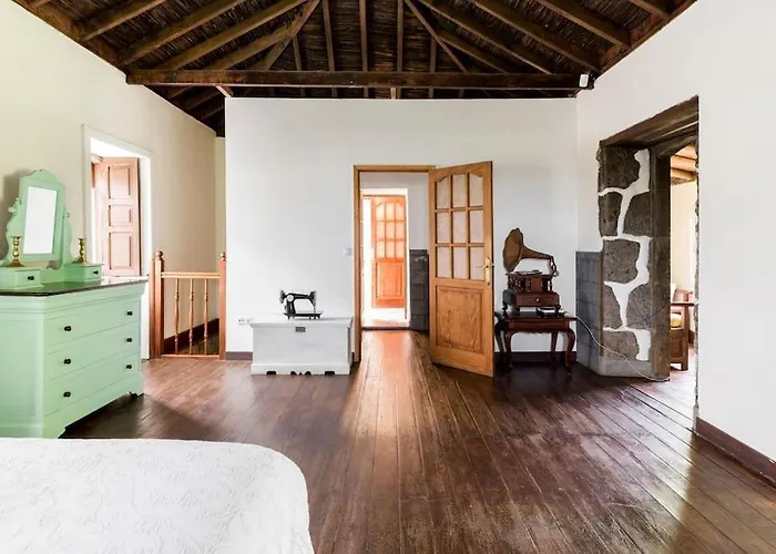 Matos, Canarian House In シャレー