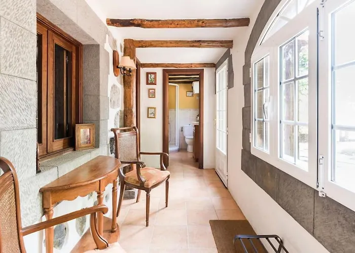 Matos, Canarian House In シャレー *